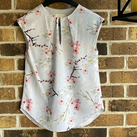 TED BAKER  Neebye Oriental cherry blossom top - Picture 2 of 16